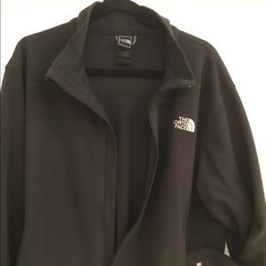 Men’s The North Face Windwall Fleece Jacket. EUC.